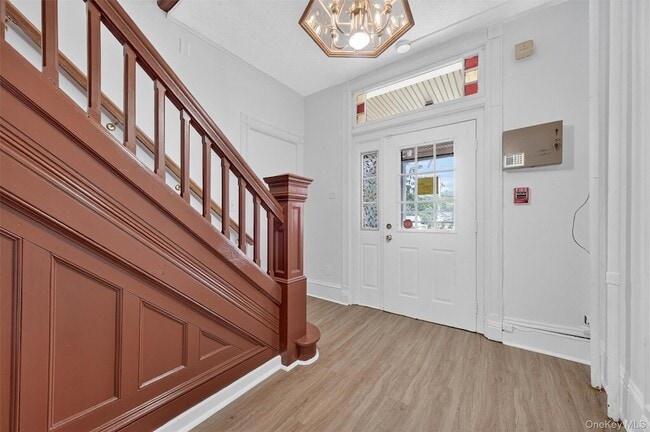 Photo - 34 Market St Unit 2