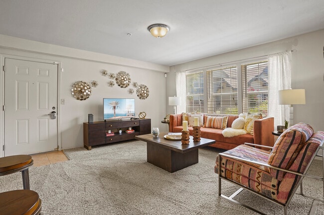 Photo - Nickel Creek Apts