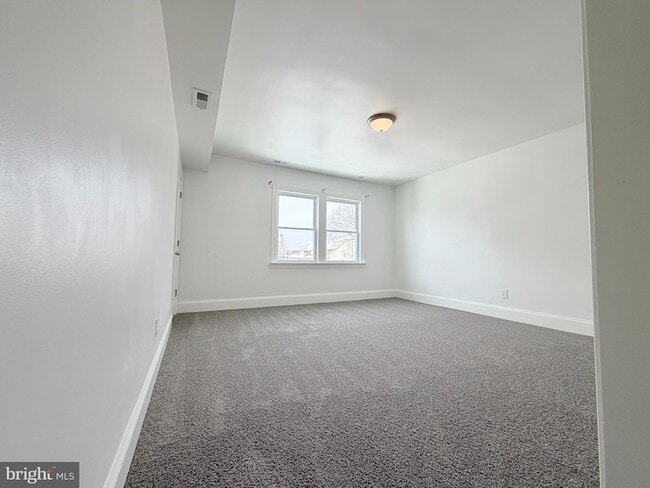 Photo - 1709 Trinidad Ave NE Unit 3