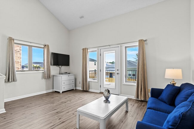 Photo - 216 Double Eagle Dr Unit ID1329043P