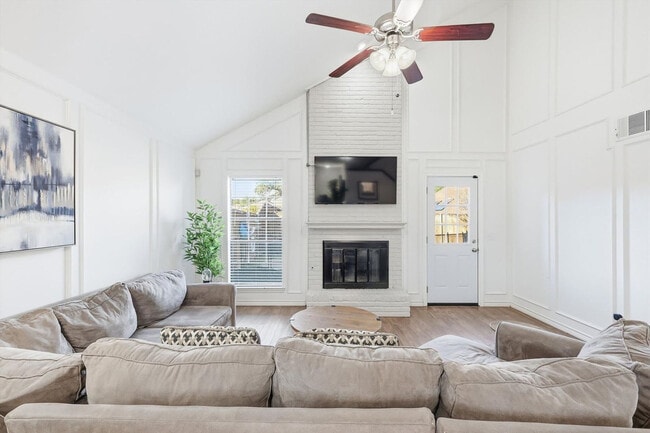 Photo - 3533 Arbuckle Dr Unit ID1369225P