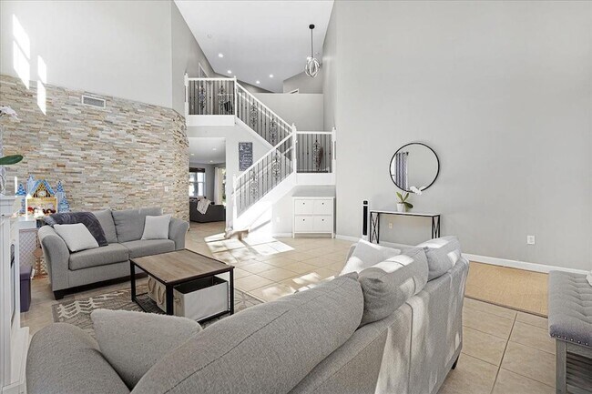 Photo - 2316 SW 127th Ave