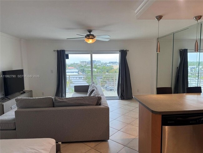 Photo - 2900 NE 30th St Unit 7B