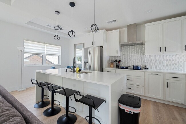 Photo - 824 Sunset Ave Unit ID1024498P