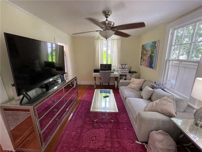 Photo - 1462 State St