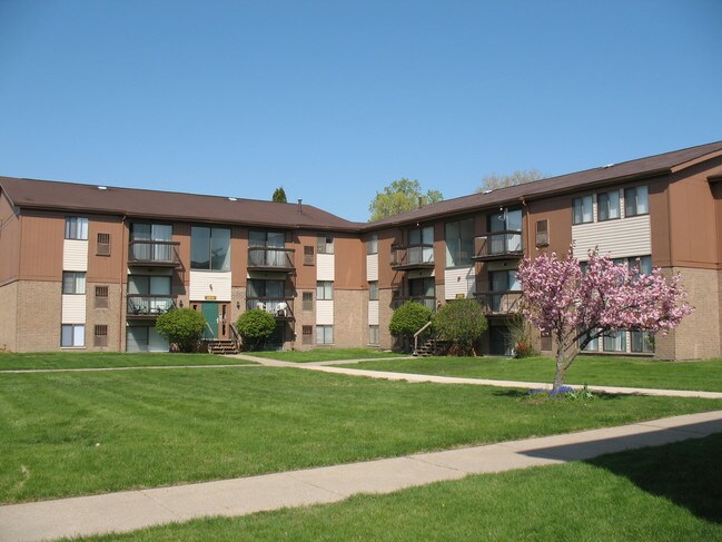 Trafalgar Square Apartments - Westland, MI 1 units available