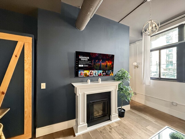 Photo - 231 Arch St Unit ID1055788P