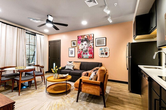 Building Photo - 611 Commerce St Unit ID1267095P