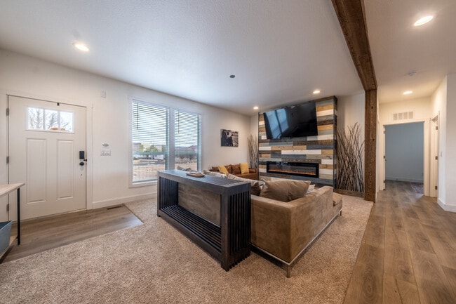 Photo - 523 W Vance Dr Unit ID1249895P