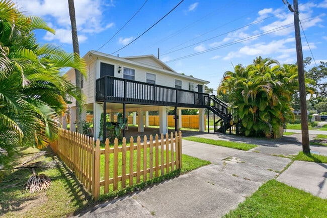 Photo - 2401 Gordon St Unit SI ID1271931P