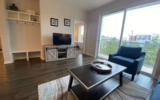 Photo - 1450 La France Street Northeast Unit ID1332023P