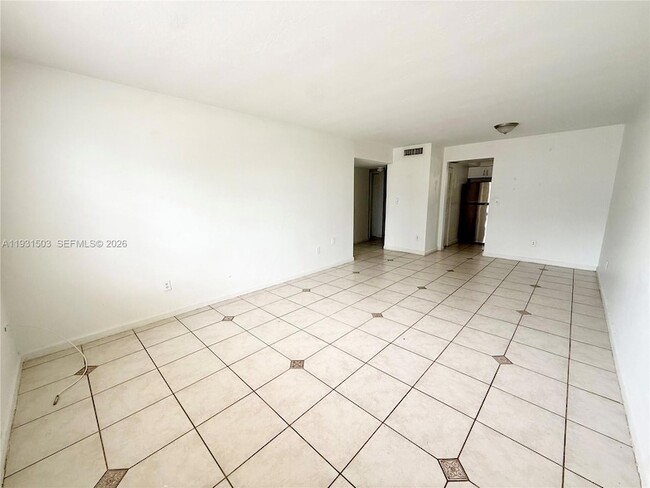 Photo - 1350 NE 119th St Unit 135003