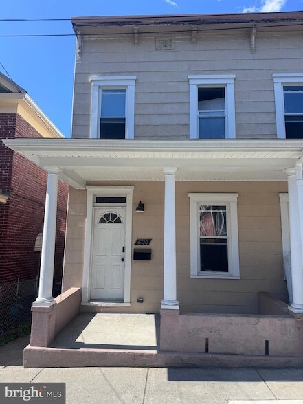 Photo - 620 Fairview Ave