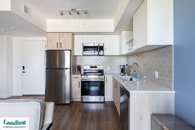 Photo - 200 NE 1st Ave Unit 911.1412290