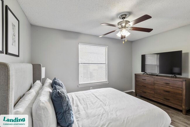 Photo - 1919 W Tarrant Rd Unit 2110