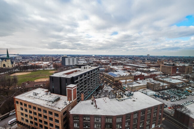 Photo - 1400 W Randolph St Unit FL10-ID1353