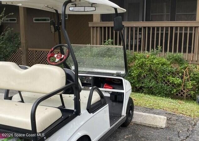 Building Photo - 6201 Treetop Dr