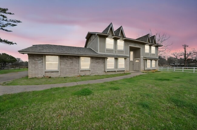 Photo - 6925 Calender Rd Unit A