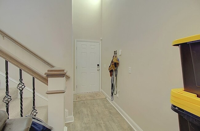 Photo - 35 Perlieu Ct