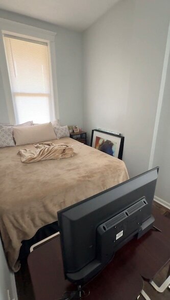 Photo - 822 N Lawndale Ave Unit 1B