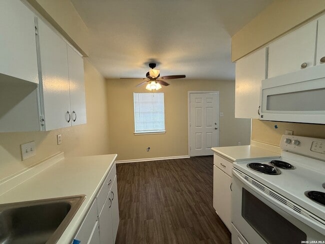 Photo - 10815 Baltic Dr