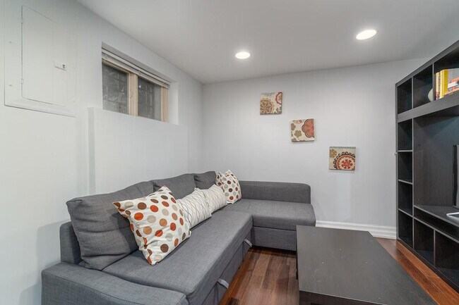 Photo - 1344 Potomac Ave SE Unit ID1034734P