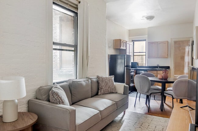 Building Photo - 440 W 45th St Unit SI ID1323913P