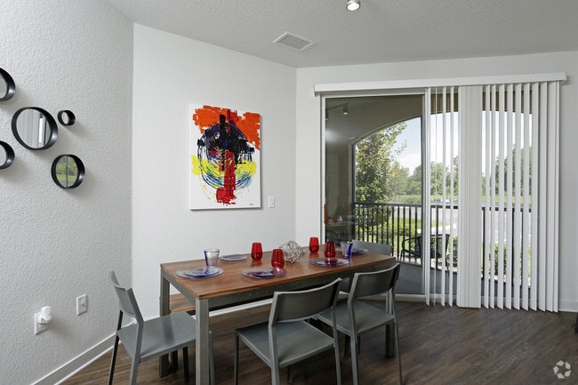 Dining Room - The Grand at Westside