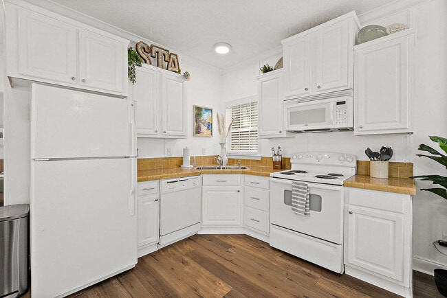 Photo - 47 San Marco Ave Unit ID1281909P