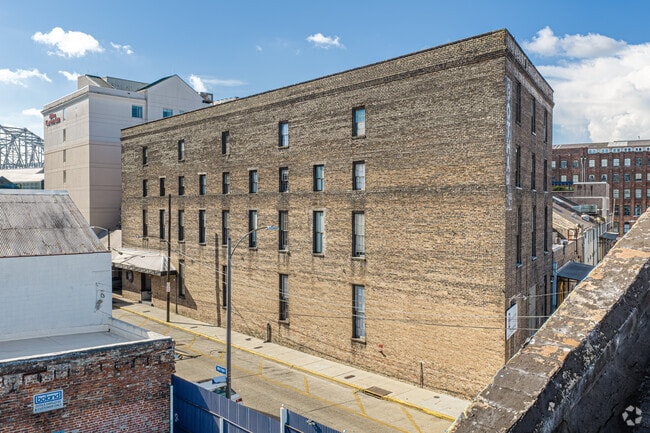 Gotham Lofts - Gotham Lofts