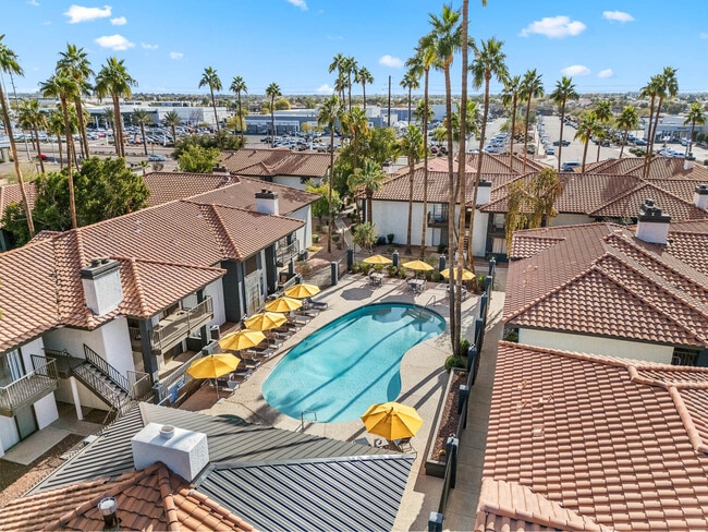 Building Photo - Fountain Palms