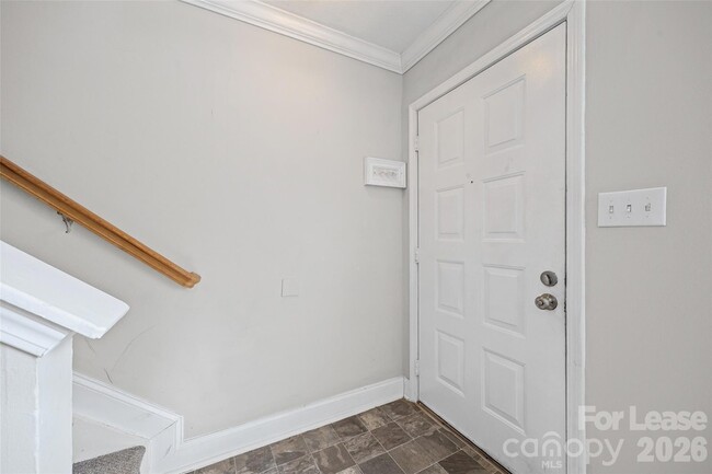 Photo - 7906 Oak Meadow Ct