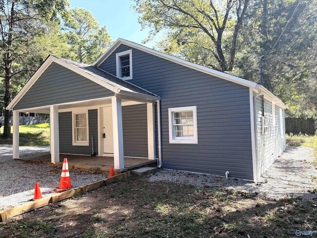 Building Photo - 2809 Garvin Rd NW