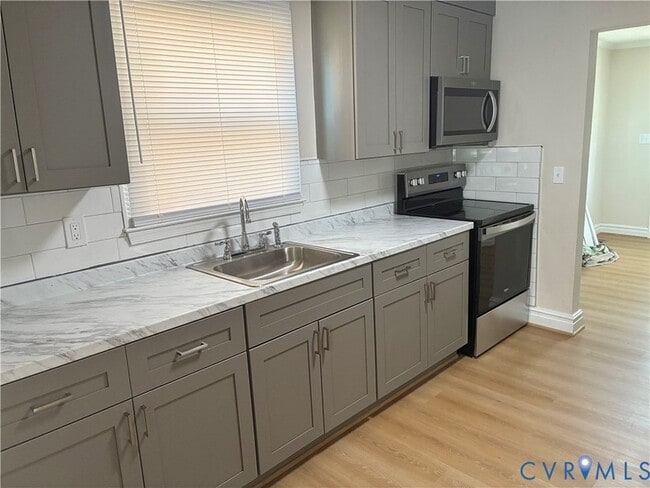 Photo - 106 Hargrave Ave