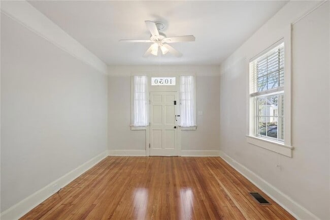 Photo - 1030 Adams St