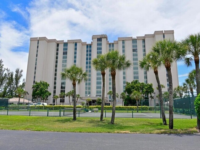 Photo - 2425 Gulf of Mexico Dr Unit 7F