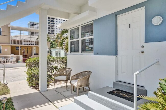 Photo - 851 N Surf Rd Unit ID1312651P