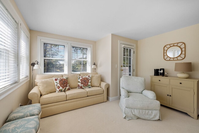 Photo - 7 Norwood Ln Unit SI FL3-ID1532213P