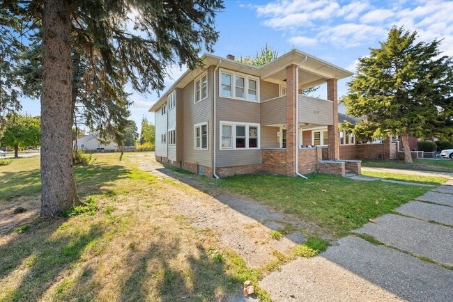 Photo - 316 Morrison Dr Unit Upper