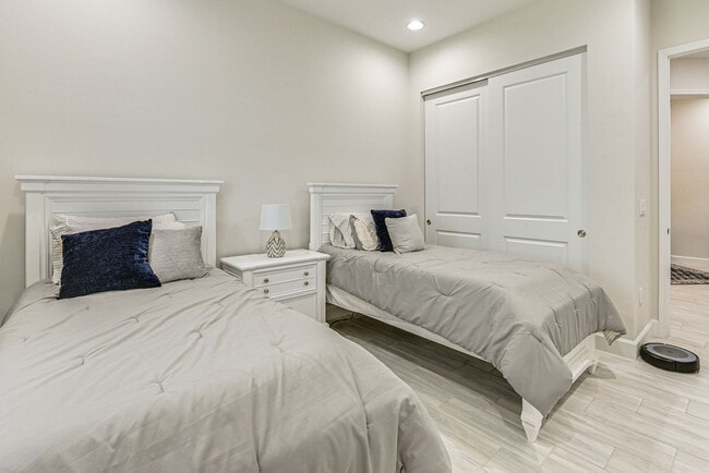 Photo - 6983 Saona CT Unit SI FL1-ID1546400P