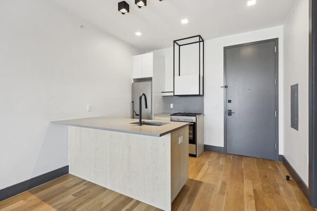 Photo - 424 Arlington Ave Unit 305