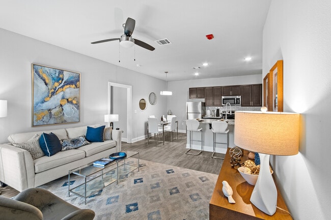 Photo - Heights at Hammond