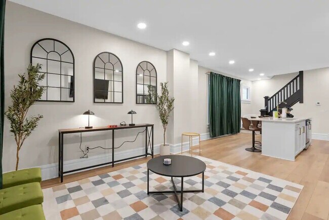 Photo - 2552 Glenmawr Ave Unit SI ID1407032P