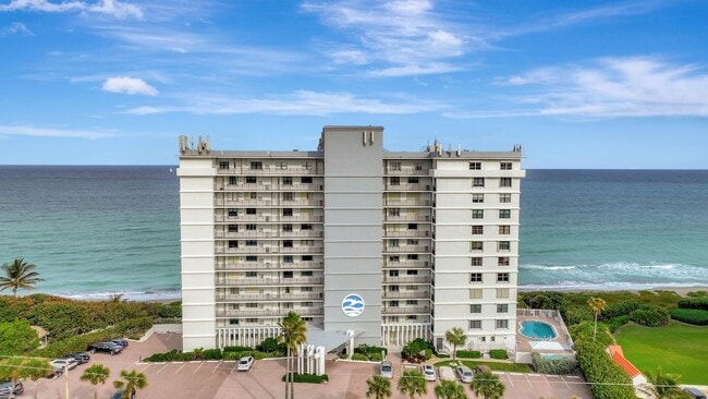 Building Photo - 840 Ocean Dr Unit 806