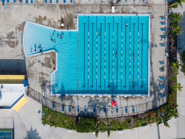 Photo - Leisure Apartments