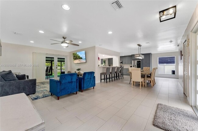 Photo - 9501 E Palmetto Club Ln