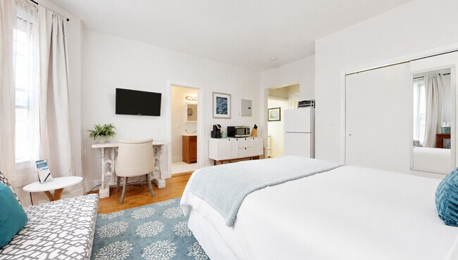 Building Photo - 1253 Beacon St Unit SI FL1-ID1237986P