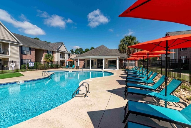 Building Photo - McArthur Landing