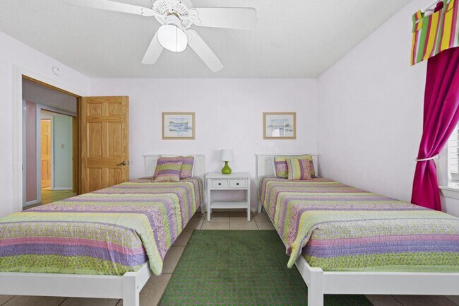 Photo - 1007 W Beach Blvd Unit SI ID1268166P