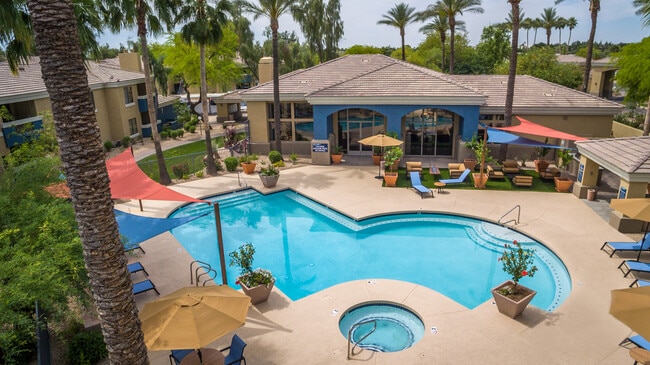 Building Photo - Indigo Creek